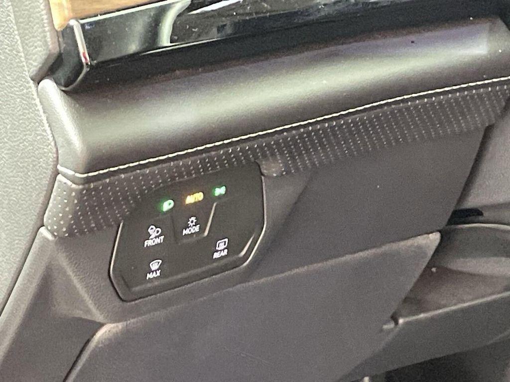 used 2024 Volkswagen Atlas car, priced at $28,815