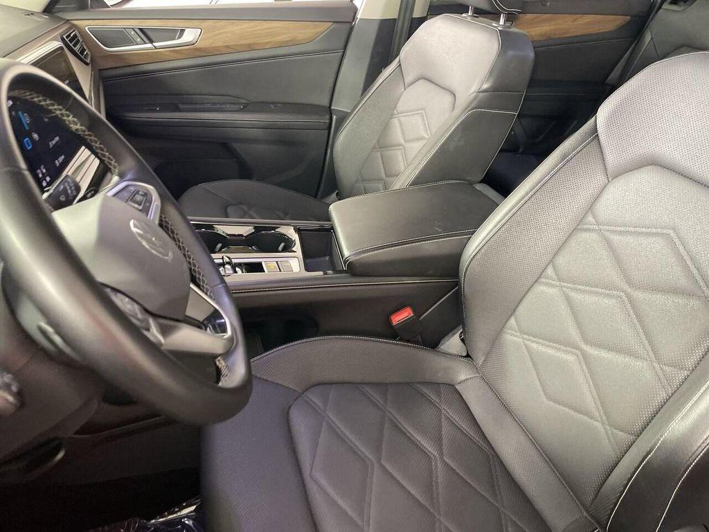 used 2024 Volkswagen Atlas car, priced at $28,815