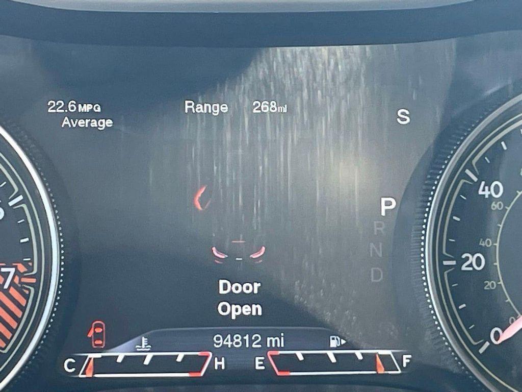 used 2014 Jeep Cherokee car, priced at $10,580