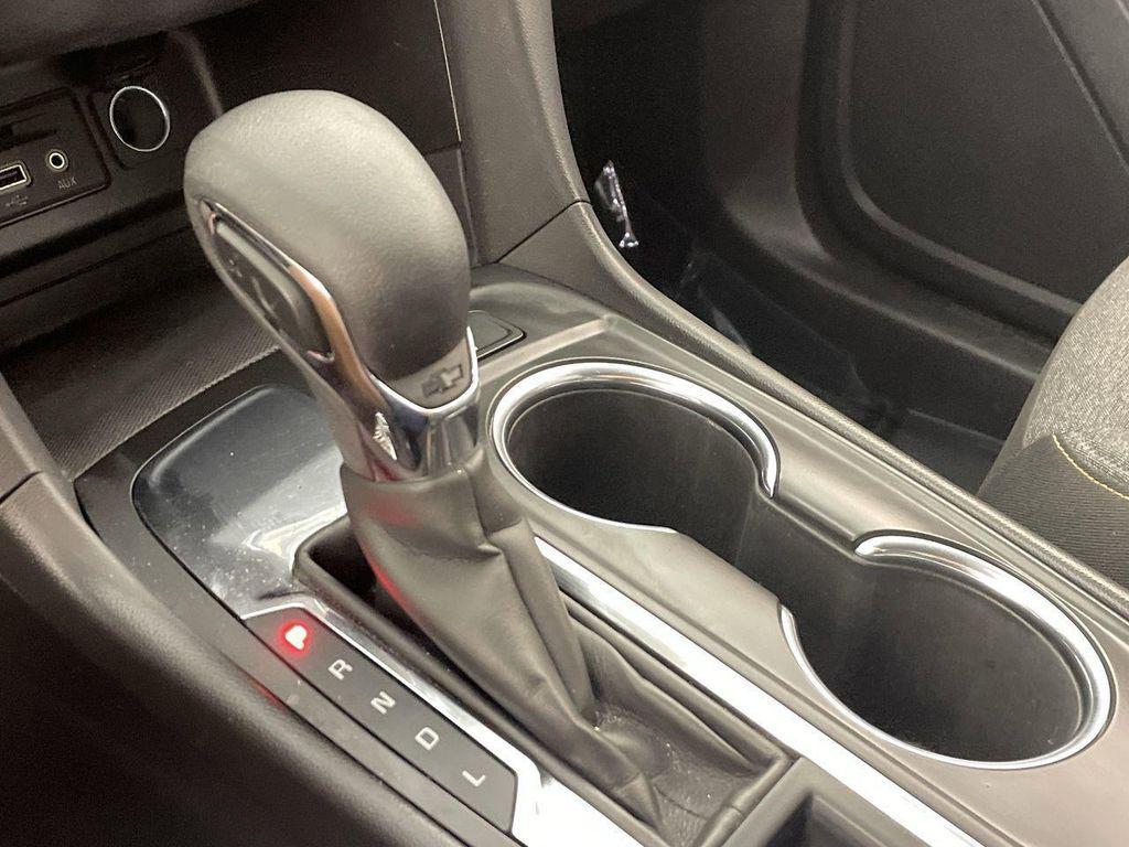 used 2023 Chevrolet Equinox car, priced at $20,888