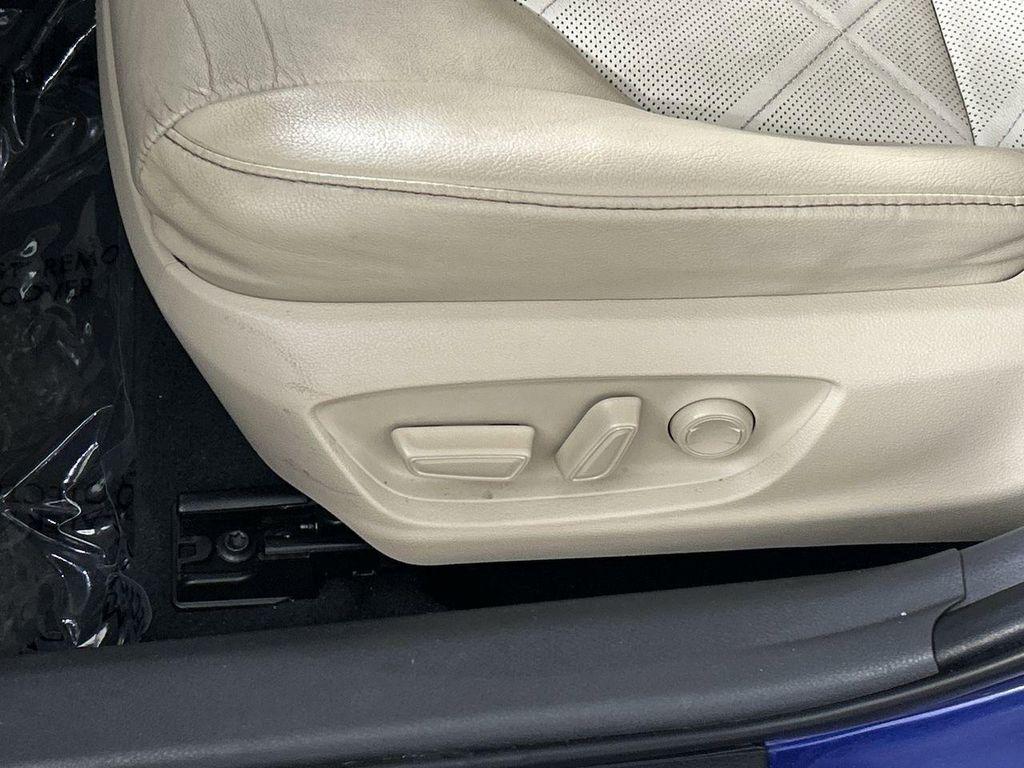 used 2018 Toyota Camry Hybrid car, priced at $16,888