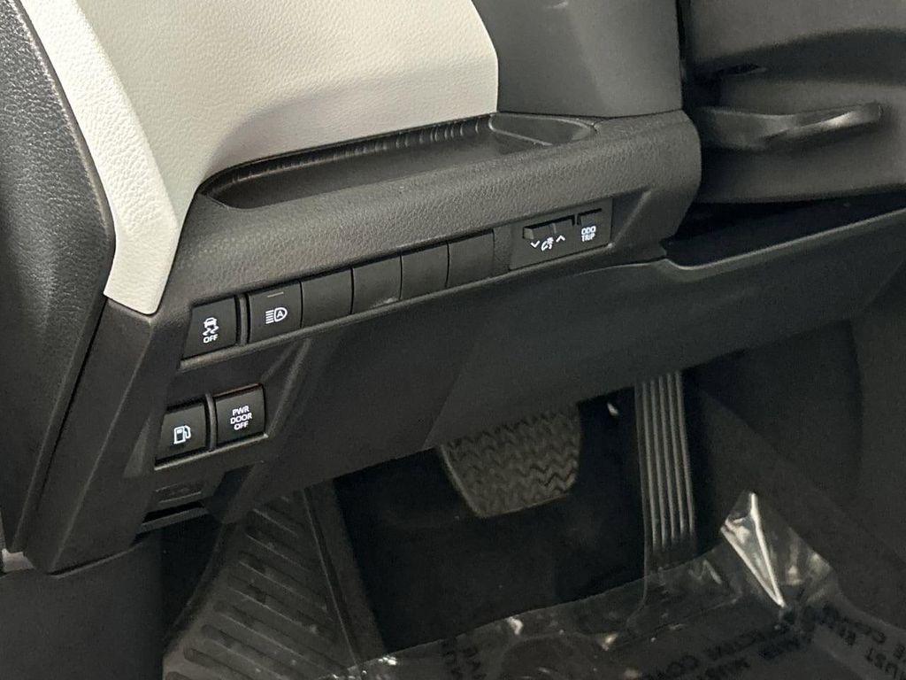 used 2025 Toyota Sienna car, priced at $47,102