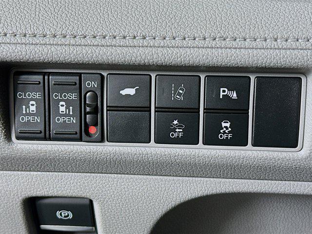 used 2019 Honda Odyssey car, priced at $21,487