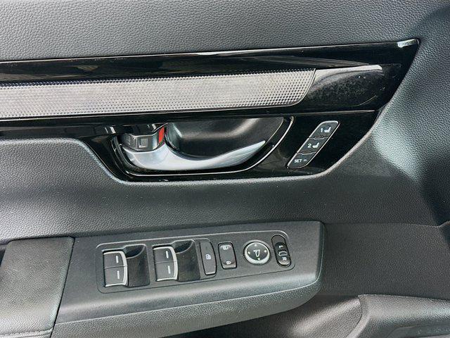 used 2025 Honda CR-V car, priced at $32,497