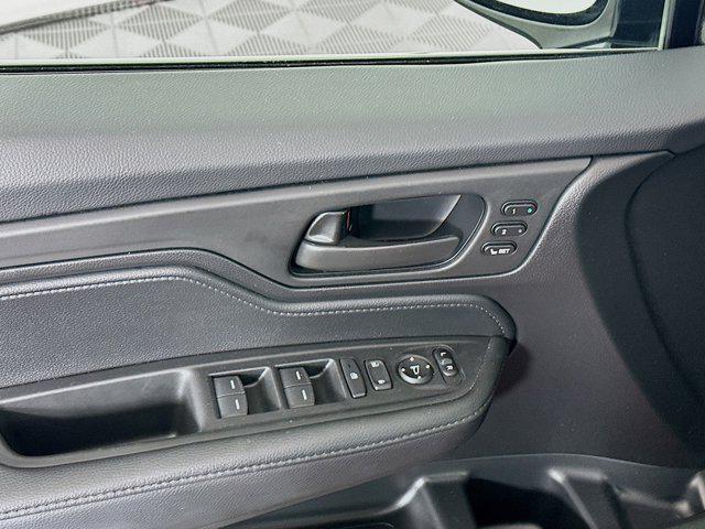 used 2025 Honda Odyssey car, priced at $35,987