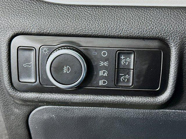 used 2023 Ford Explorer car, priced at $22,987