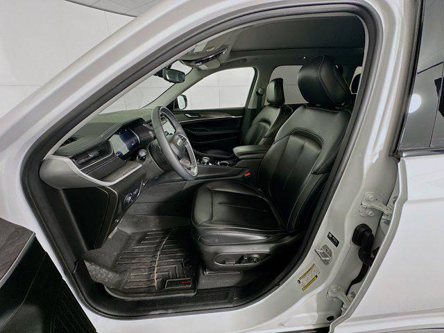 used 2023 Jeep Grand Cherokee car, priced at $30,497