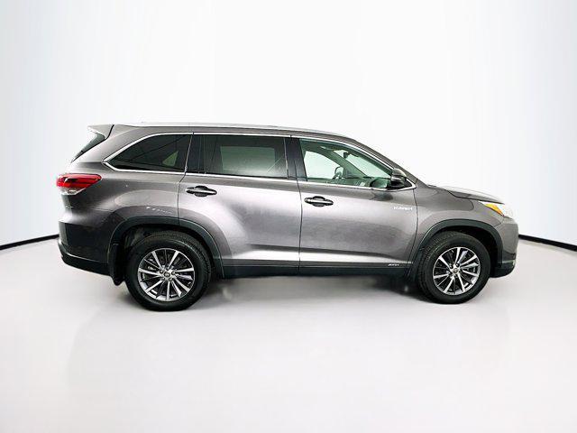 used 2019 Toyota Highlander Hybrid car, priced at $22,299