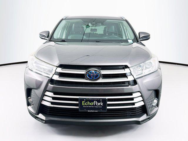 used 2019 Toyota Highlander Hybrid car, priced at $22,299