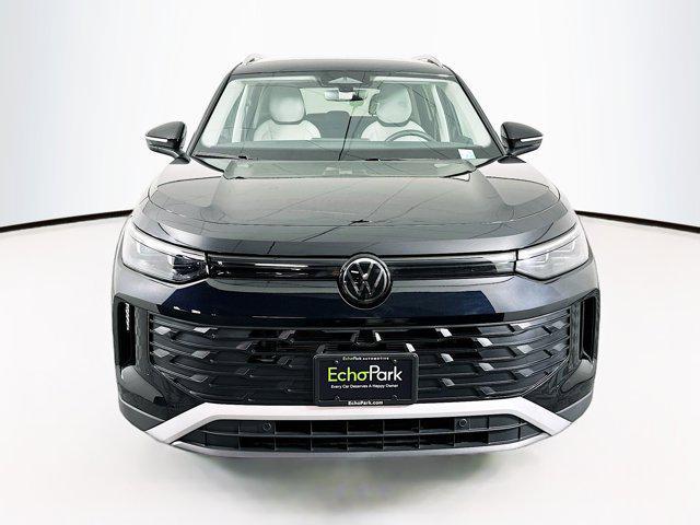 used 2025 Volkswagen Tiguan car, priced at $28,997