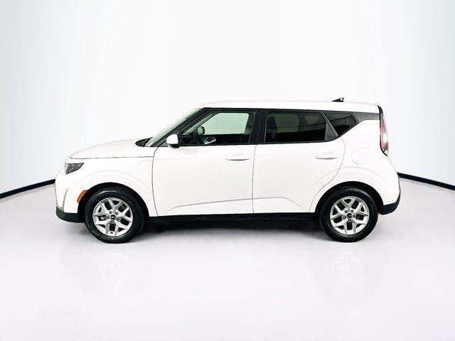 used 2024 Kia Soul car, priced at $14,996