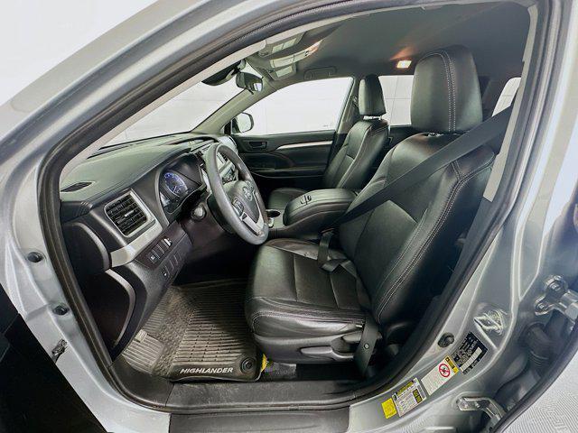 used 2019 Toyota Highlander car, priced at $18,797