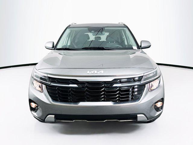 used 2025 Kia Seltos car, priced at $17,987