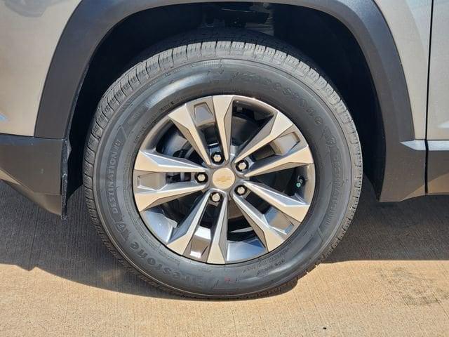 new 2026 Chevrolet Equinox car, priced at $27,065