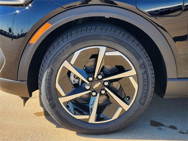 new 2026 Chevrolet Equinox EV car, priced at $27,993