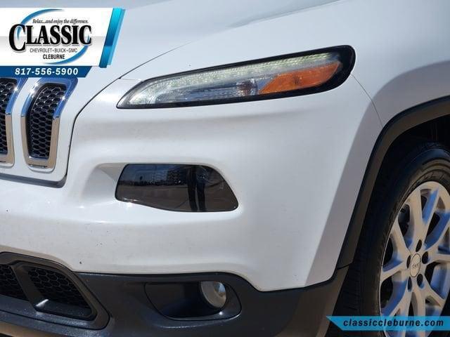 used 2016 Jeep Cherokee car, priced at $5,900