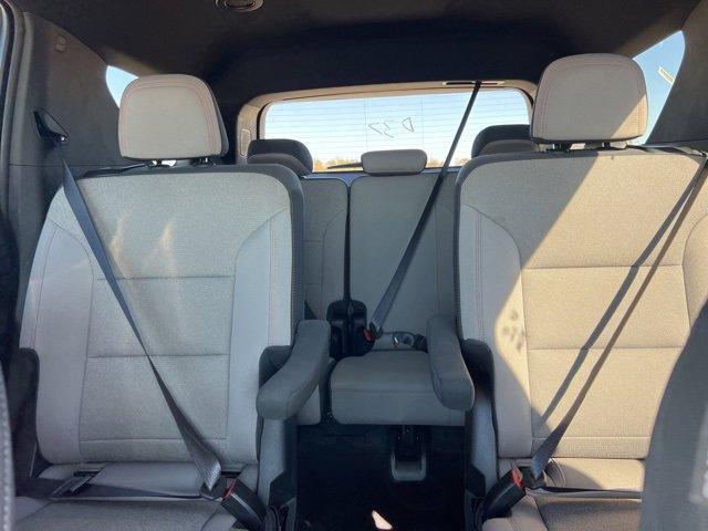 used 2025 Chevrolet Traverse car, priced at $33,500