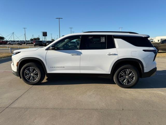 used 2025 Chevrolet Traverse car, priced at $33,900