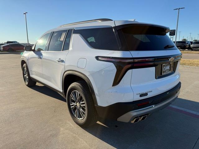 used 2025 Chevrolet Traverse car, priced at $33,900