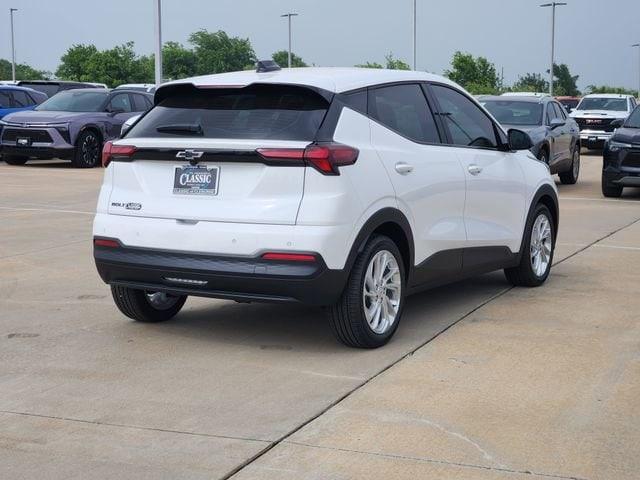 new 2027 Chevrolet Bolt car