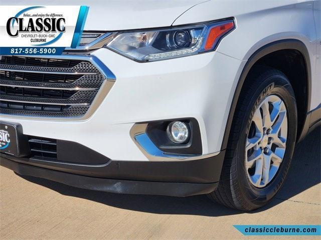 used 2021 Chevrolet Traverse car, priced at $16,900