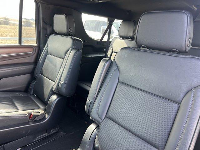 used 2022 GMC Yukon XL car