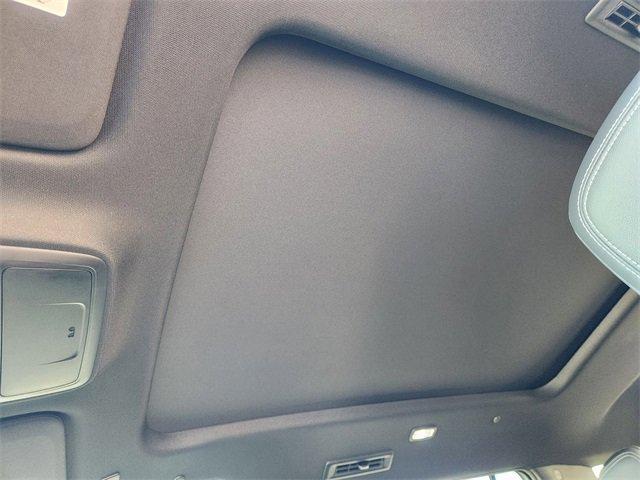 new 2026 Chevrolet Traverse car, priced at $44,009