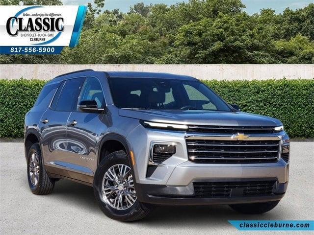used 2025 Chevrolet Traverse car, priced at $33,700