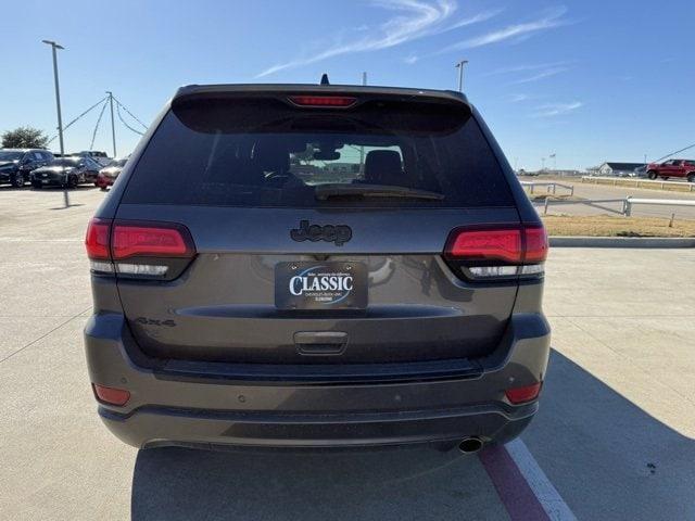 used 2018 Jeep Grand Cherokee car, priced at $15,900