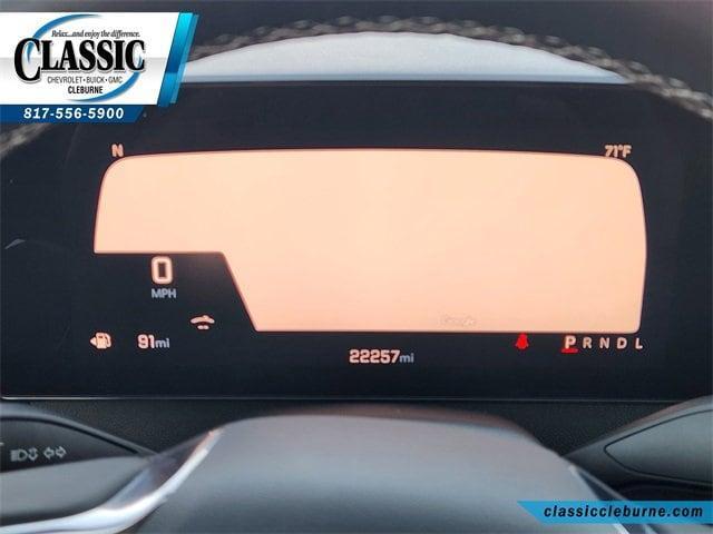 used 2025 Chevrolet Traverse car, priced at $33,900