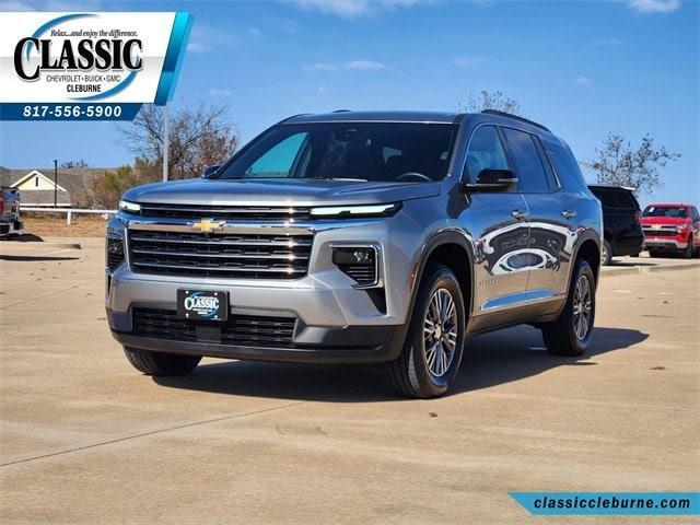 used 2025 Chevrolet Traverse car, priced at $33,900