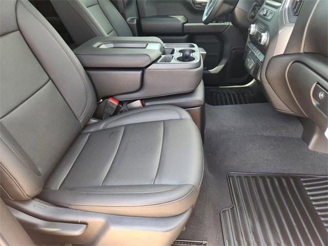 new 2026 GMC Sierra 1500 car, priced at $39,670