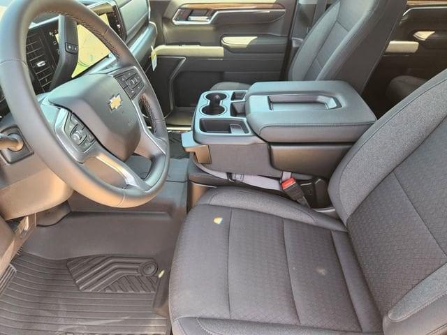 new 2026 Chevrolet Silverado 1500 car, priced at $51,672