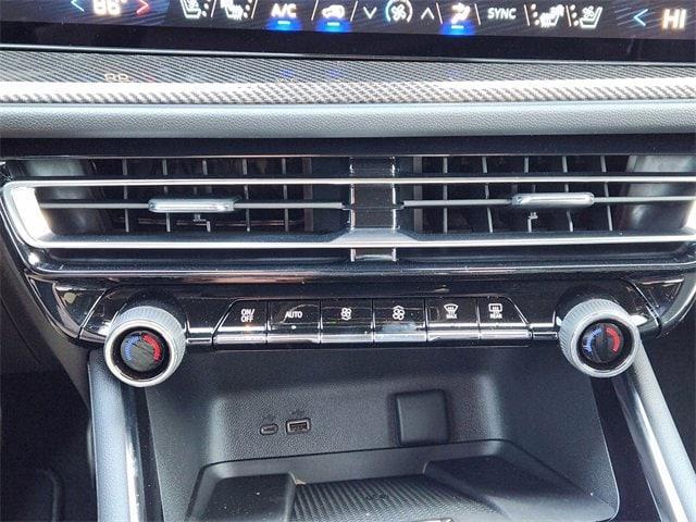 new 2026 Chevrolet Traverse car, priced at $53,189