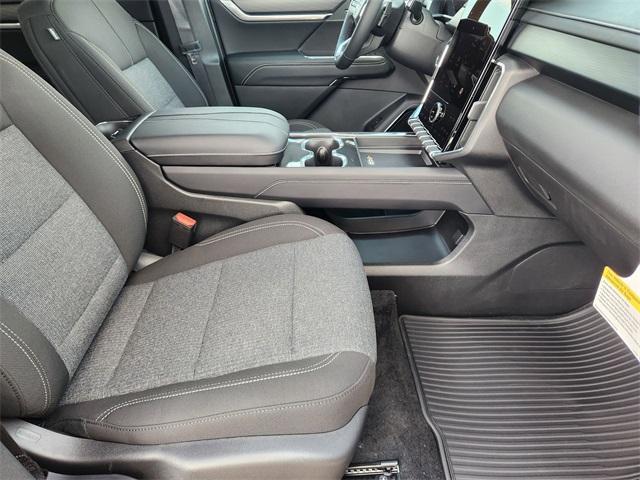 new 2026 GMC Acadia car, priced at $47,379