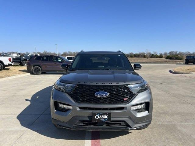 used 2023 Ford Explorer car, priced at $40,900