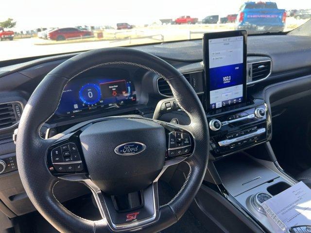 used 2023 Ford Explorer car, priced at $40,900