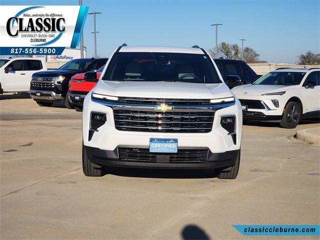 used 2025 Chevrolet Traverse car, priced at $35,200