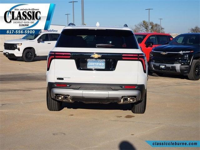 used 2025 Chevrolet Traverse car, priced at $35,200