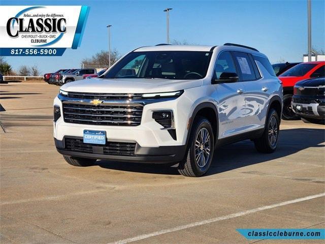 used 2025 Chevrolet Traverse car, priced at $35,200