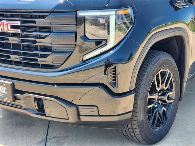 new 2026 GMC Sierra 1500 car, priced at $43,415