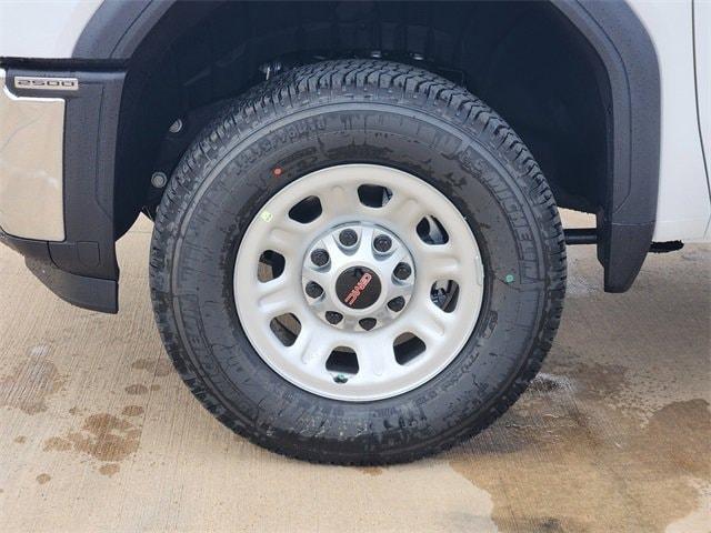 new 2026 GMC Sierra 2500 car, priced at $52,305