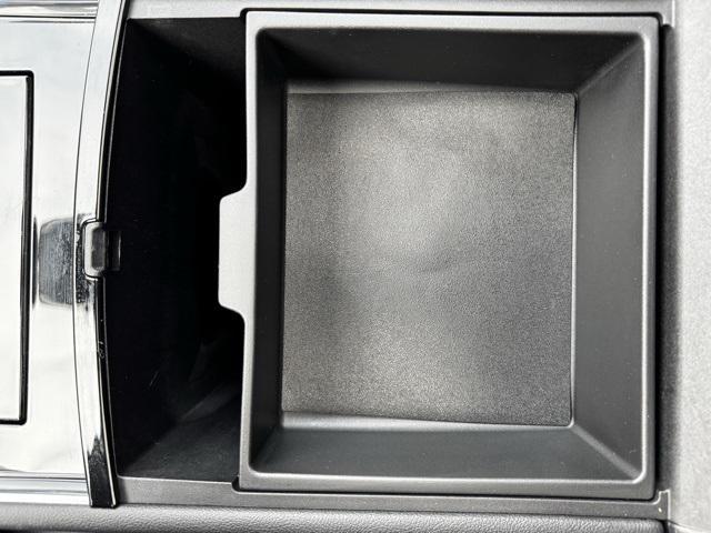 used 2024 Chevrolet Traverse car, priced at $49,990