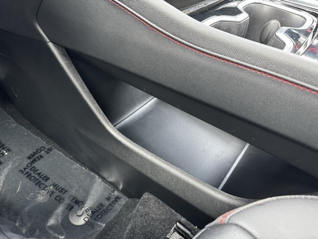 used 2024 Chevrolet Traverse car, priced at $49,990