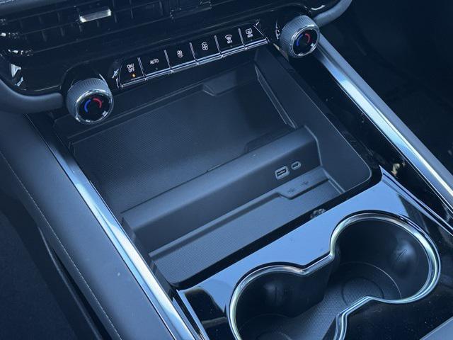 new 2026 Chevrolet Suburban car, priced at $68,185