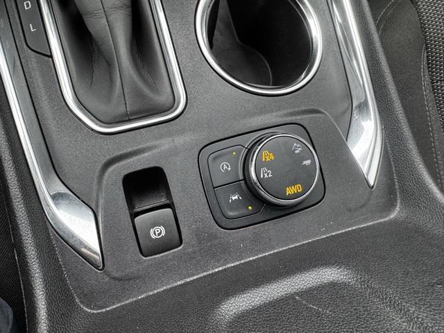 used 2023 Chevrolet Traverse car, priced at $30,974