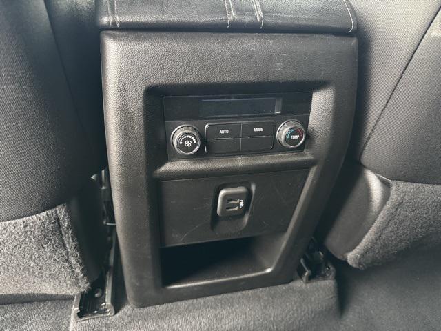 used 2023 Chevrolet Traverse car, priced at $30,974