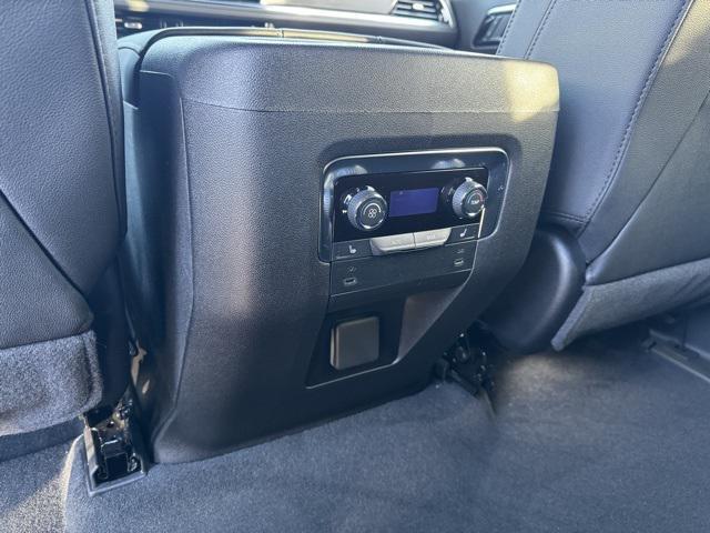 new 2026 Chevrolet Suburban car, priced at $73,180