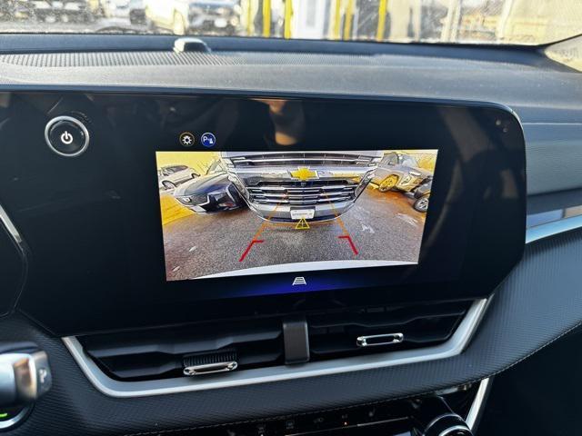 new 2026 Chevrolet Equinox car, priced at $31,495