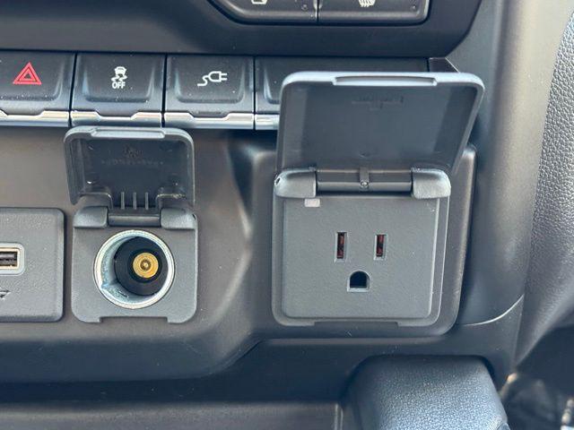 used 2021 Chevrolet Silverado 1500 car, priced at $41,595